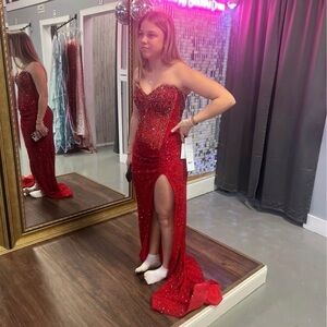 Elegant Red Strapless Gown